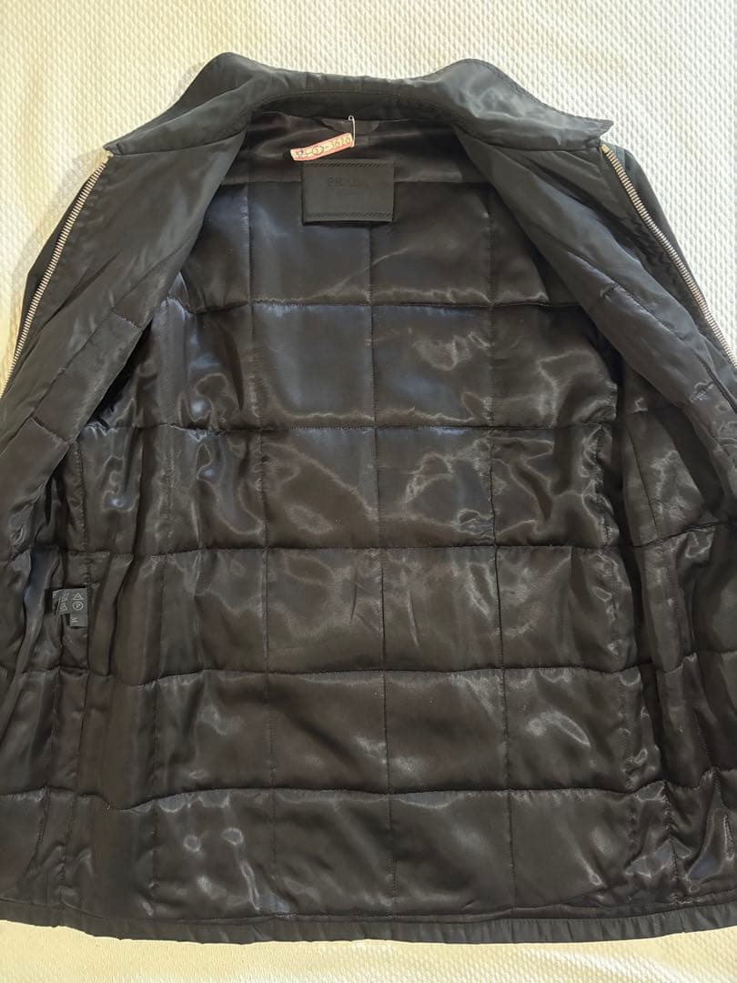 【美品・訳あり】PRADA プラダ★ナイロン/ジップアップジャケット★中綿入り黒