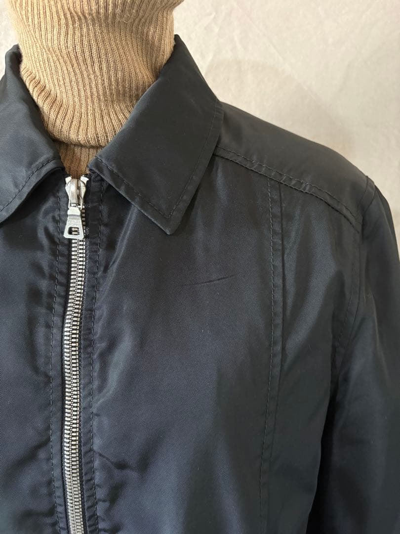 【美品・訳あり】PRADA プラダ★ナイロン/ジップアップジャケット★中綿入り黒