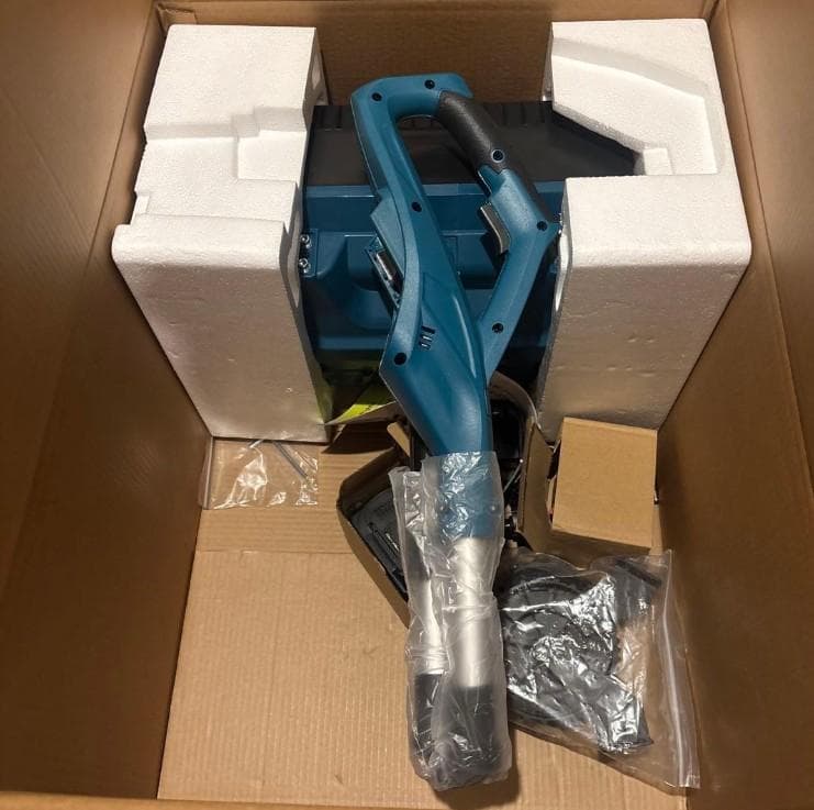 最安値挑戦!　電動除雪機 除雪器具 電動スノーショベル 充電式 コードレス