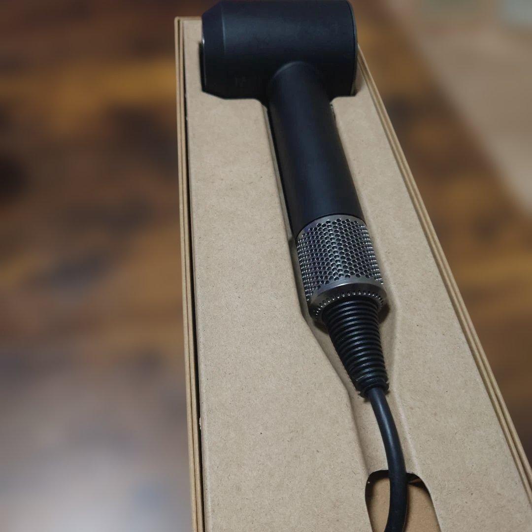 Dyson Supersonic HD08ヘアドライヤー ブラック