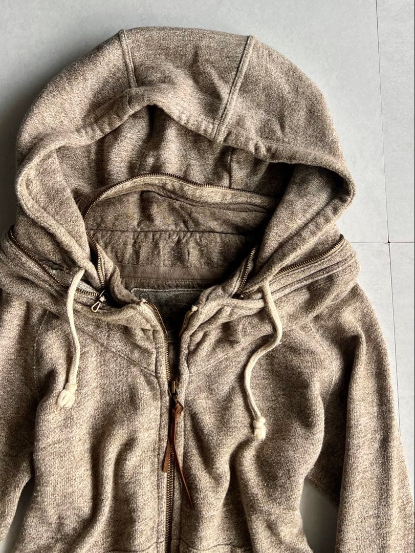 トップス NATURALVINTAGEGOA\"VolumeNeckSweatZHoodie