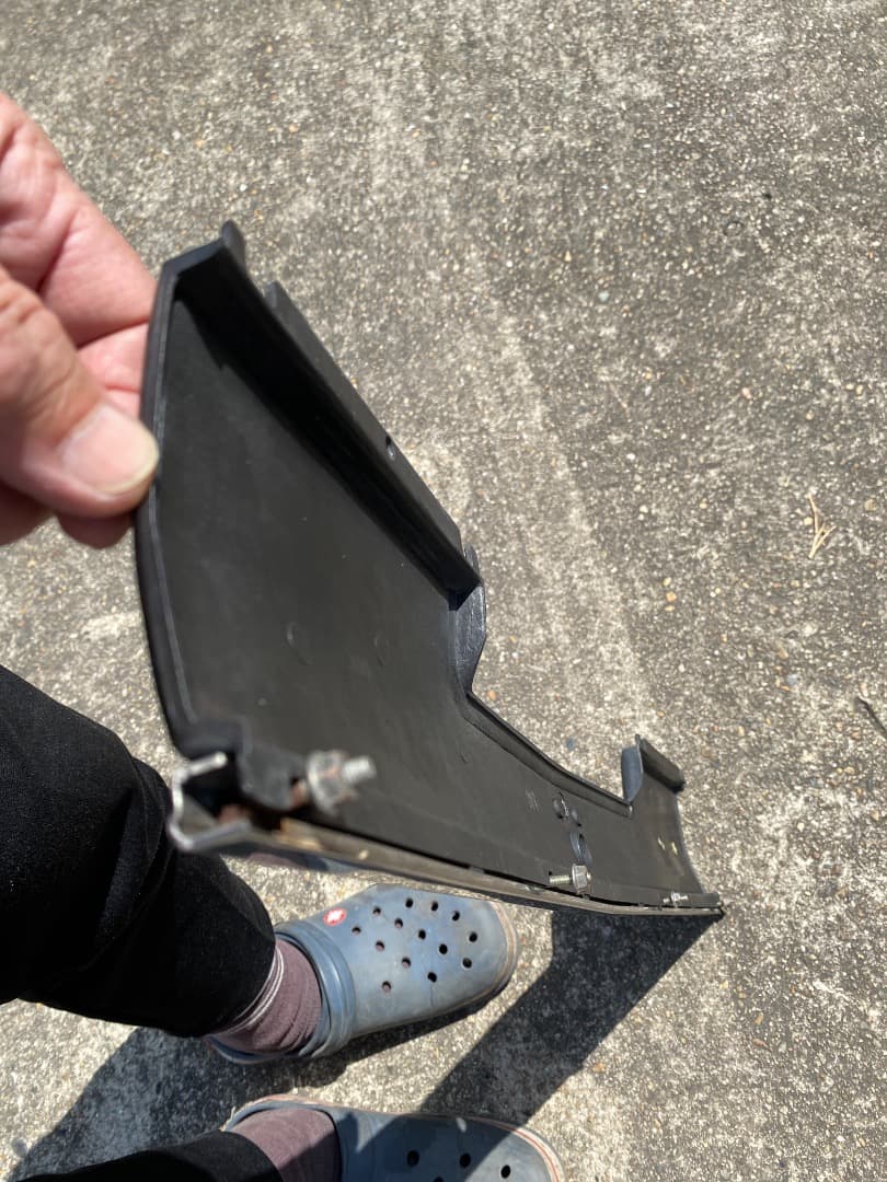 ハコスカ　後期　2000 GTX 4ドア　ハードトップ　共通　リヤーパネル