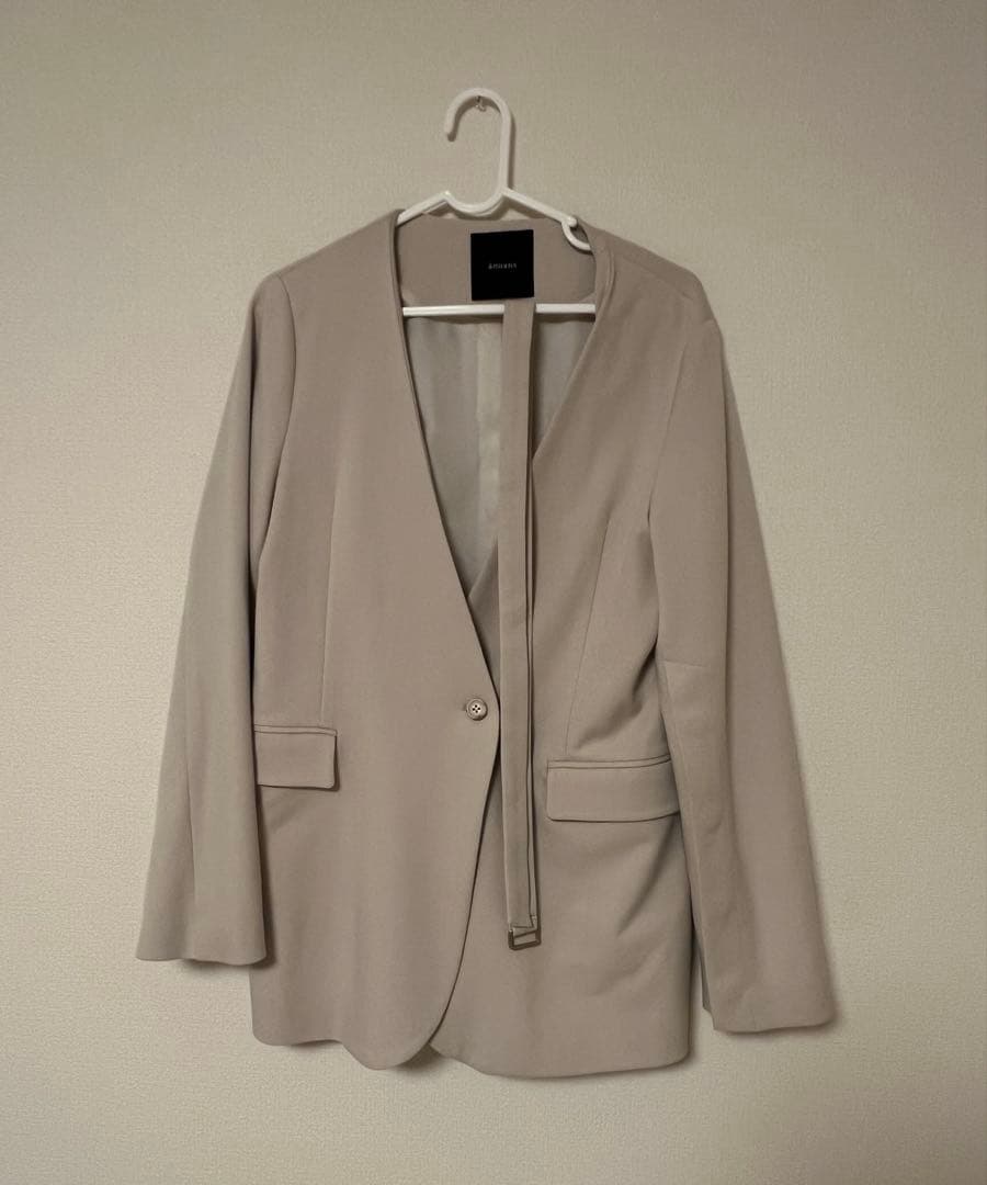 anuans レイヤードカラースリットスリーブジャケット ベージュ