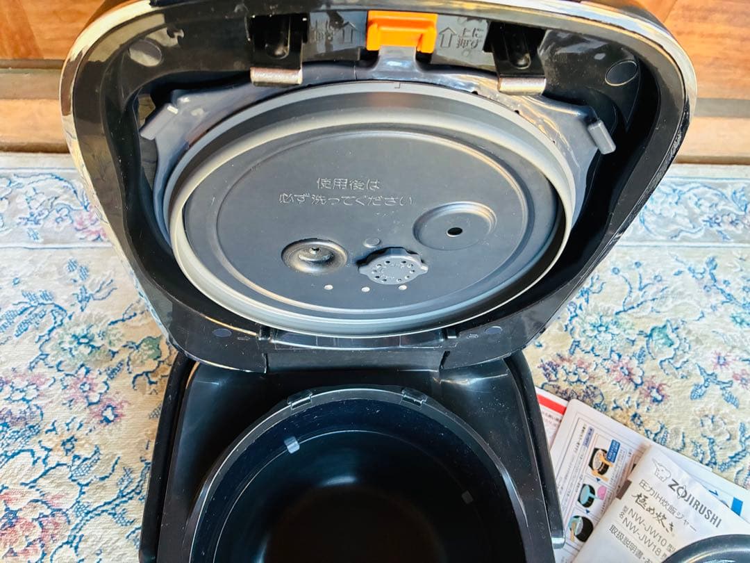 象印　圧力IH炊飯ジャー　豪炎かまど炊き　NW-JW18 炊飯器　一升炊き