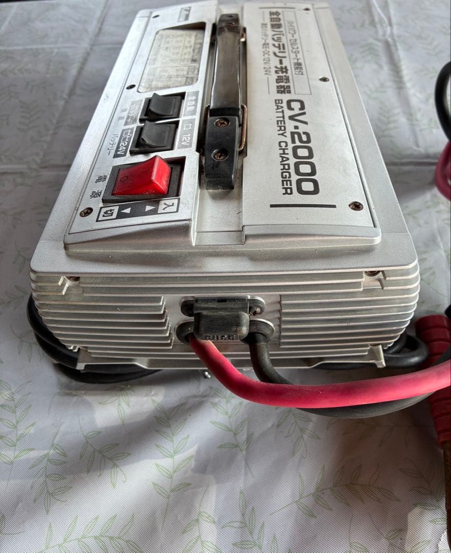 セルスターCV-2000 全自動バッテリー充電器