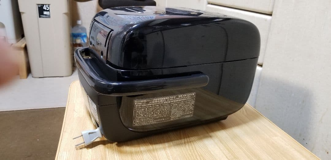 ☆2020年製☆ハイエンドモデル☆炎舞炊き☆象印 圧力IH炊飯器 NW-KB10