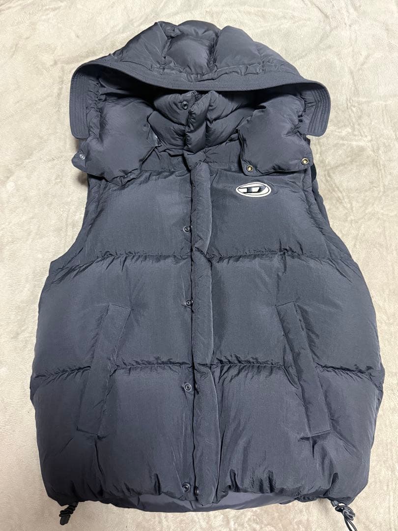DIESELフード付きダウンベスト