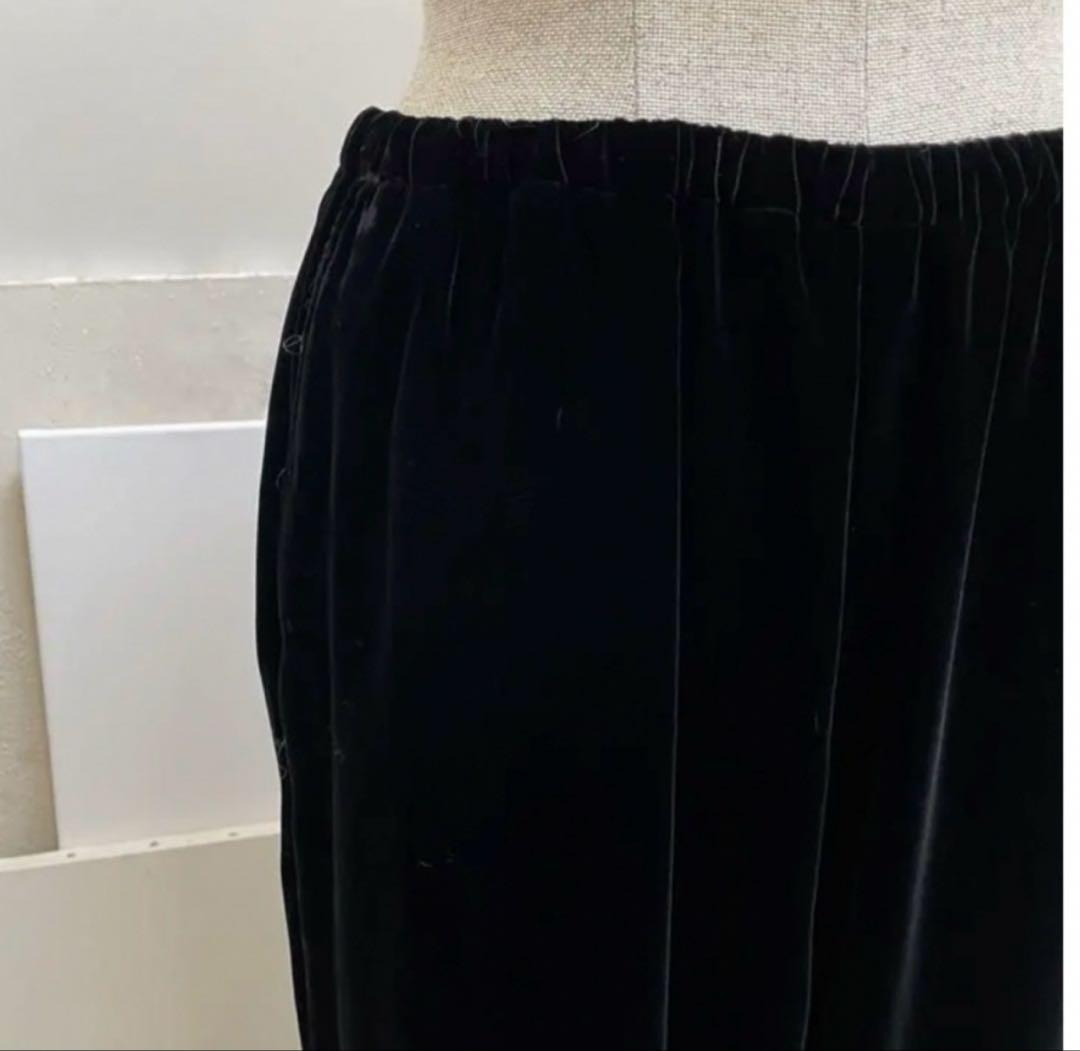 argue ベルベットパンツ