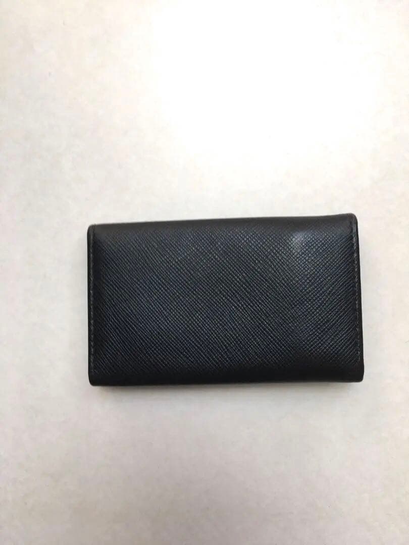 正規品　プラダ　サフィアーノ　レザー　キーケース