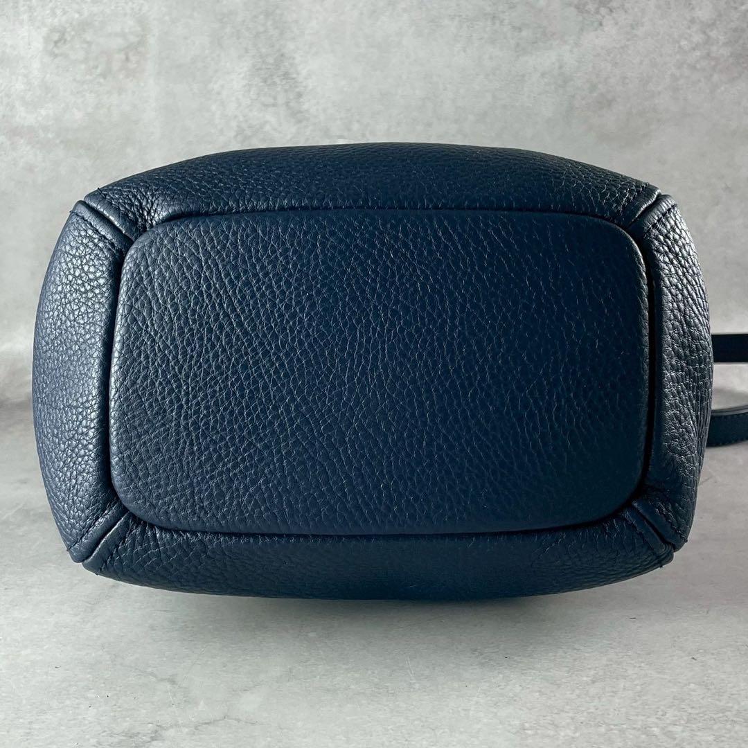 極美品✨土屋鞄 クラルテ 巾着 ギャザーショルダー バッグ ネイビー フリンジ