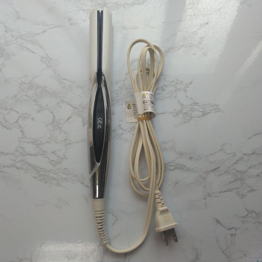 ぐみ⋆✦無言取引大歓迎　美品　動作良好　ReFa　ストレートアイロン