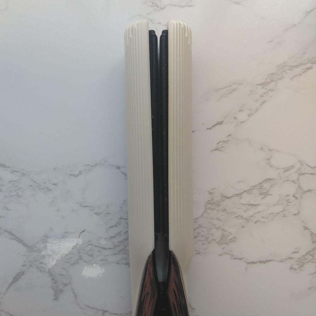 ぐみ⋆✦無言取引大歓迎　美品　動作良好　ReFa　ストレートアイロン