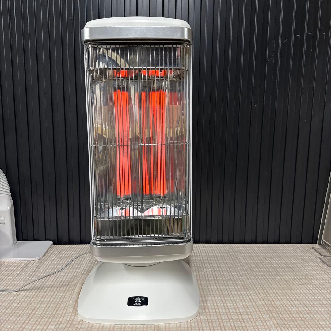 中古品　アラジン遠赤グラファイトヒーター AEH-2G10AJ(W)