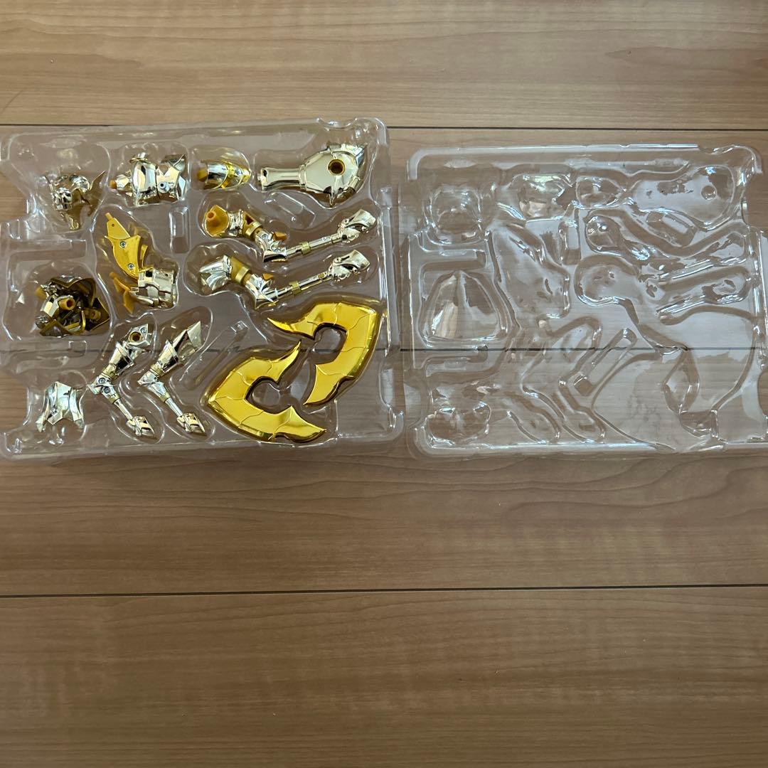 聖闘士星矢 カプリコーンシュラ(神聖衣)