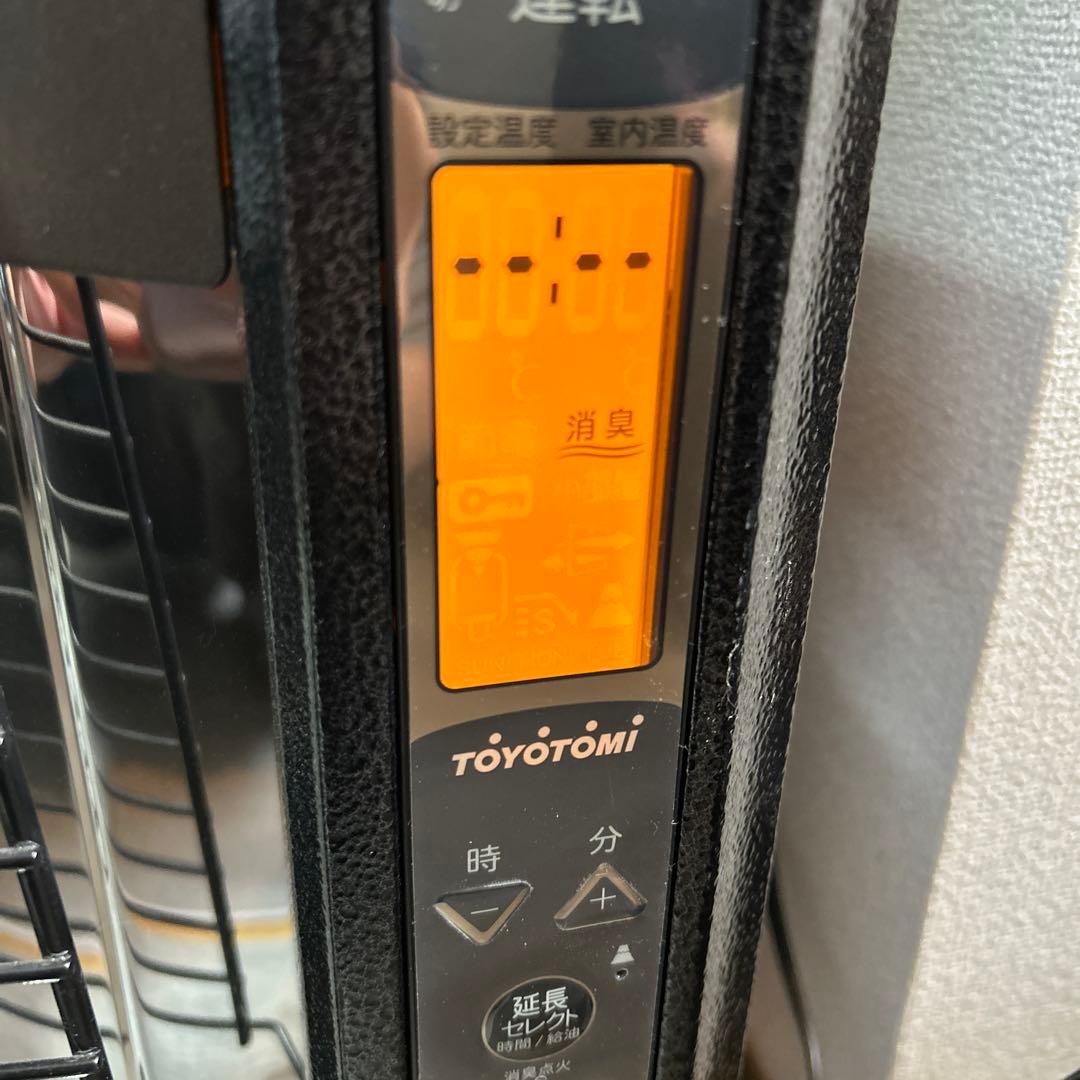 福岡市引取り可能　トヨトミ2022年式石油ストーブ　LR-68Mブラック