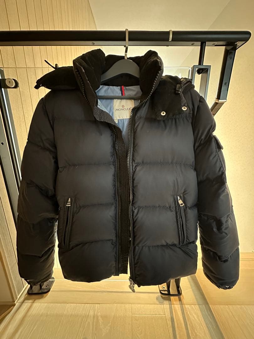 【モンクレール】ダウンジャケット