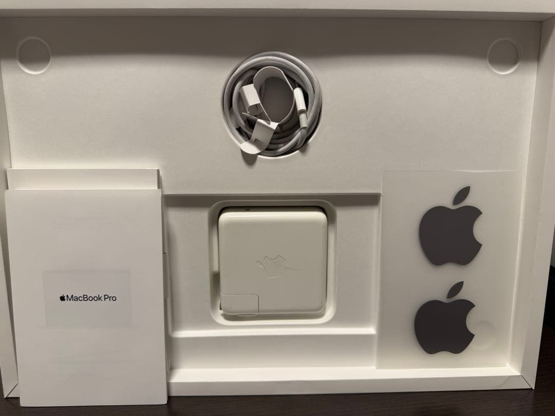 MacBookPro 16inch マックブックプロ16インチ 16GB 1TB