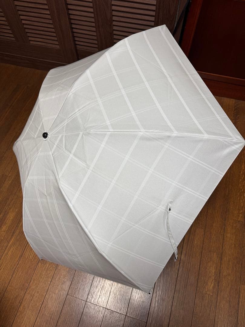 SUN BARRIER 100 三段折／チェック(ホワイト)