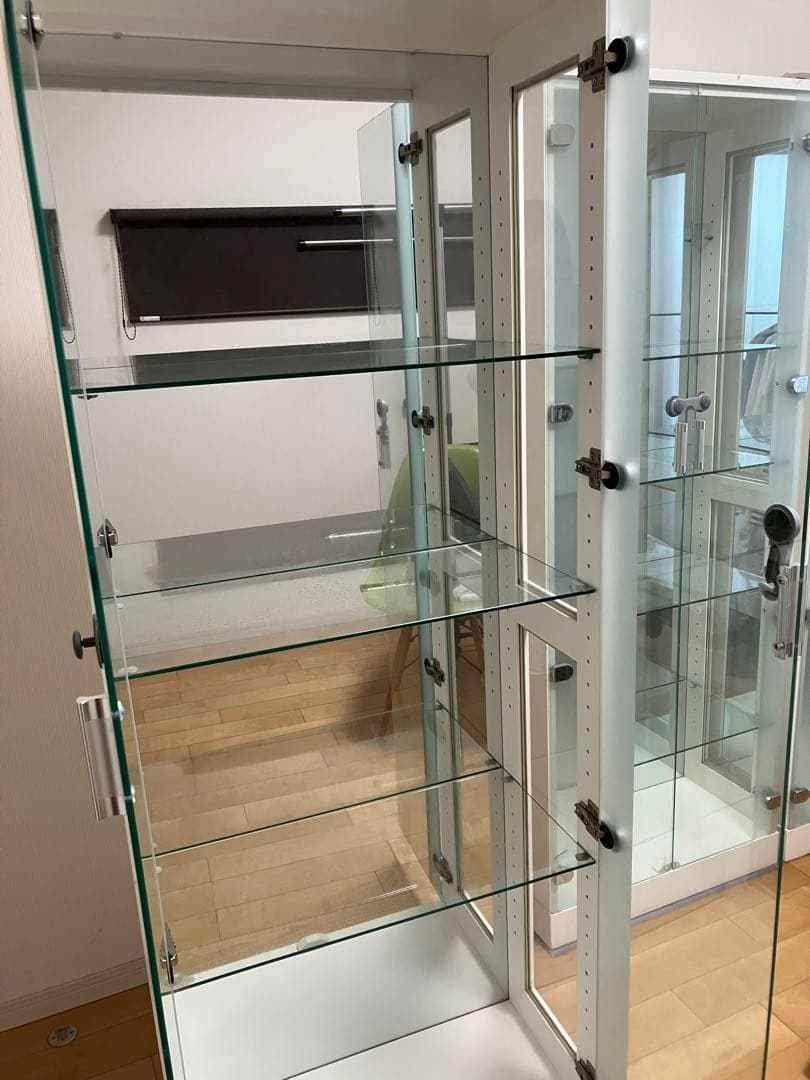 ガラスケース棚　一台