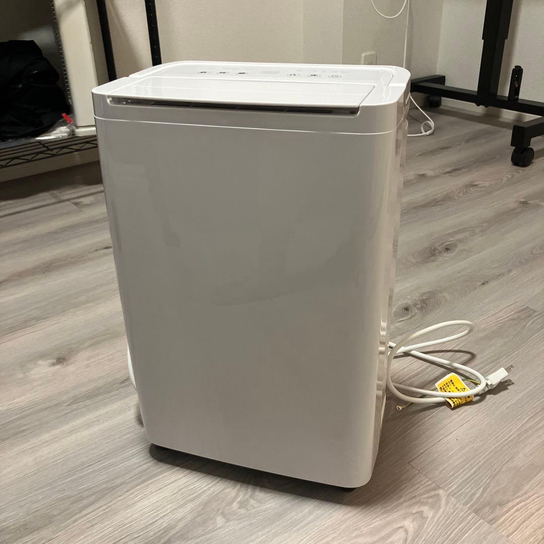 【即発送】パワフル除湿機（ほぼ新品）