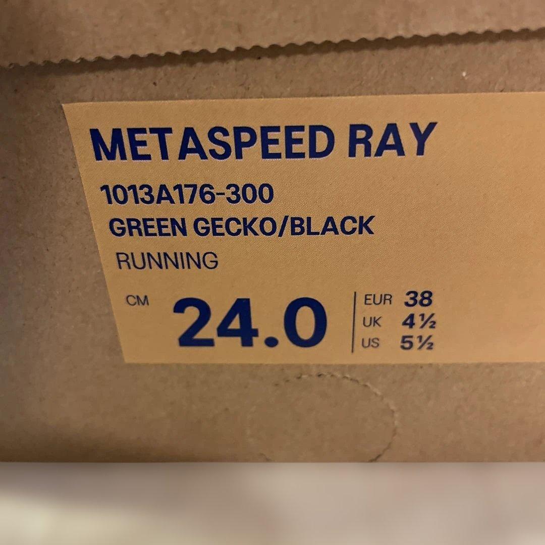 アシックス　メタスピードレイ　24.0