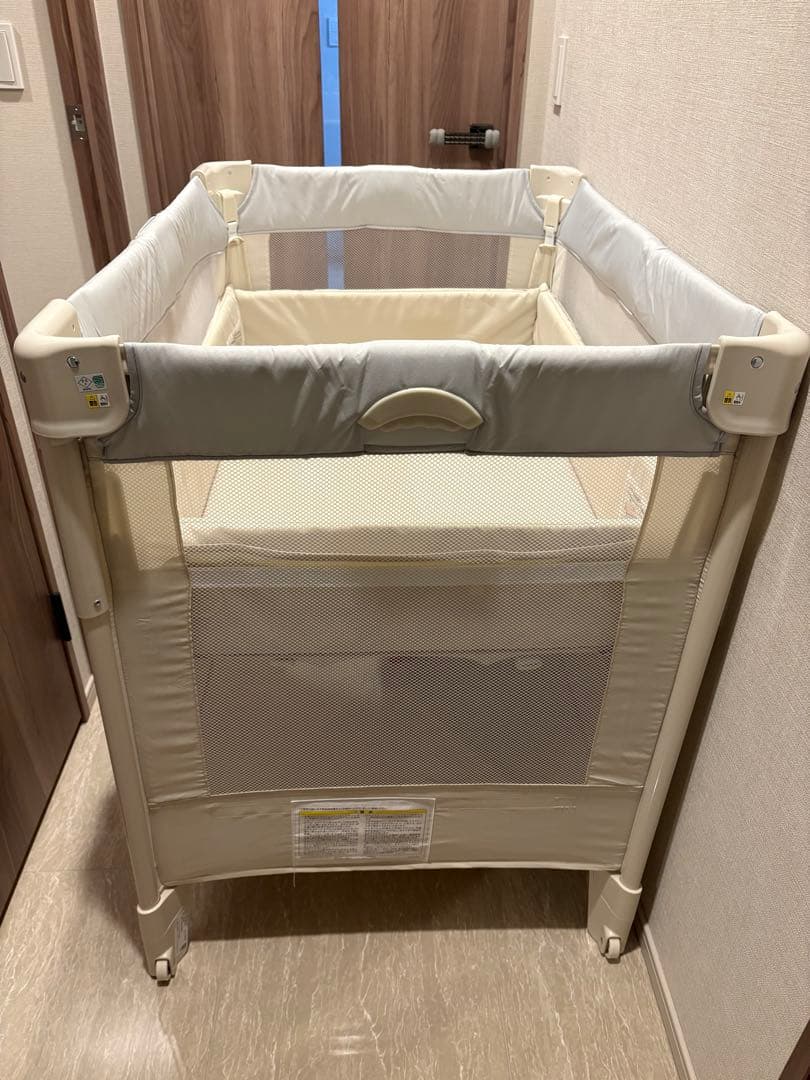 ココネルエアー　ホワイトグレー