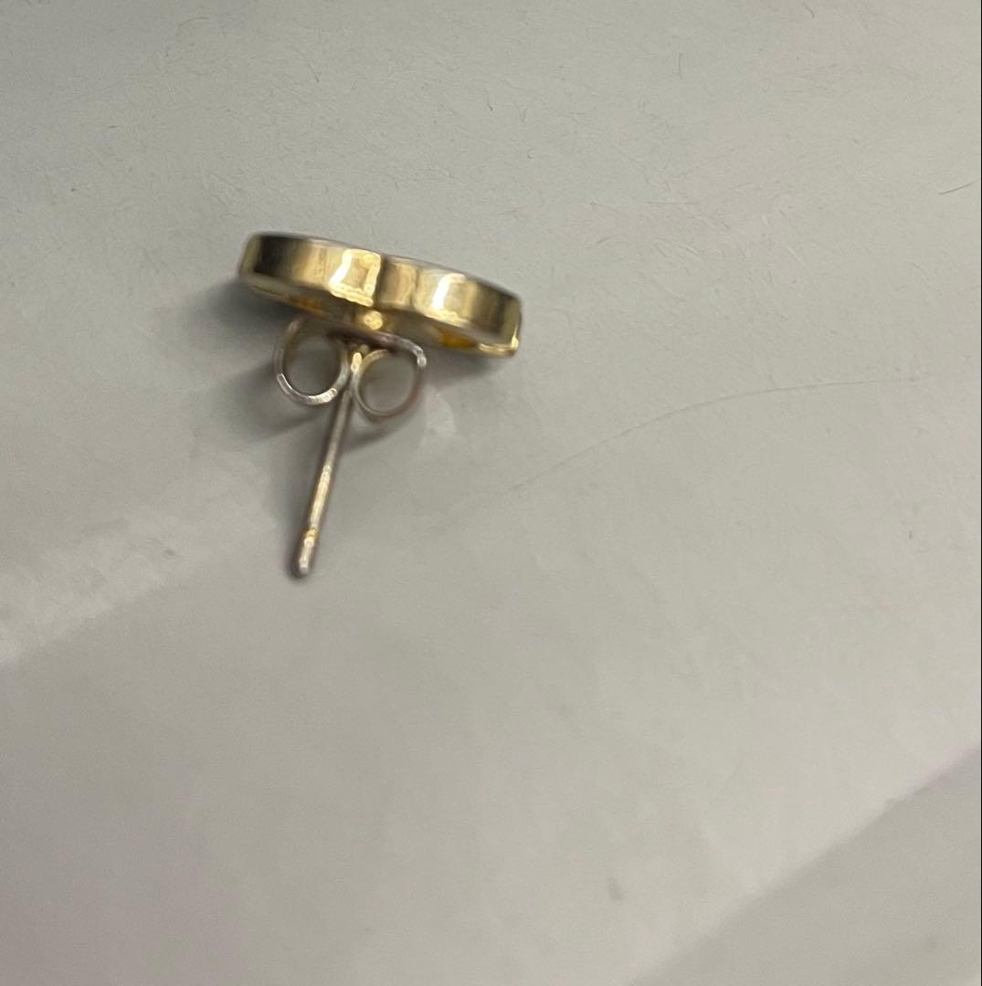 CHANEL スタッドピアス