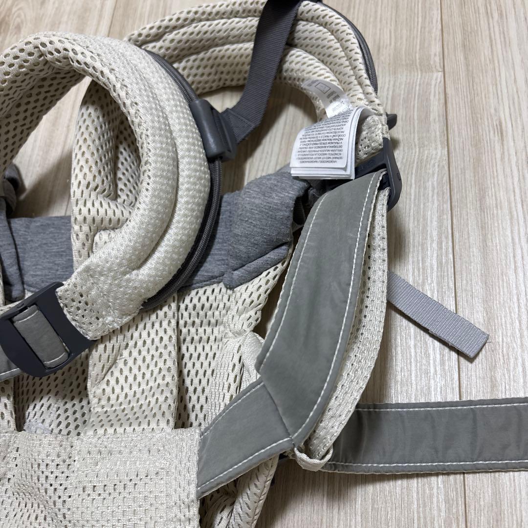 BABYBJORN ベビービョルン　ベビーキャリア　ハーモニー　オフホワイト