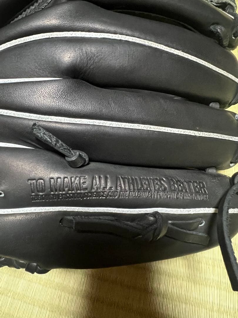 軟式左投げ アンダーアーマーグラブ