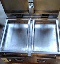 2023／11　美品ニチワ　電気自動餃子焼機　2連　NGM-5.6AC　200V