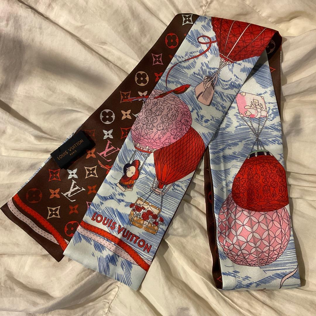 LOUIS VUITTON スカーフ　ノベルティ