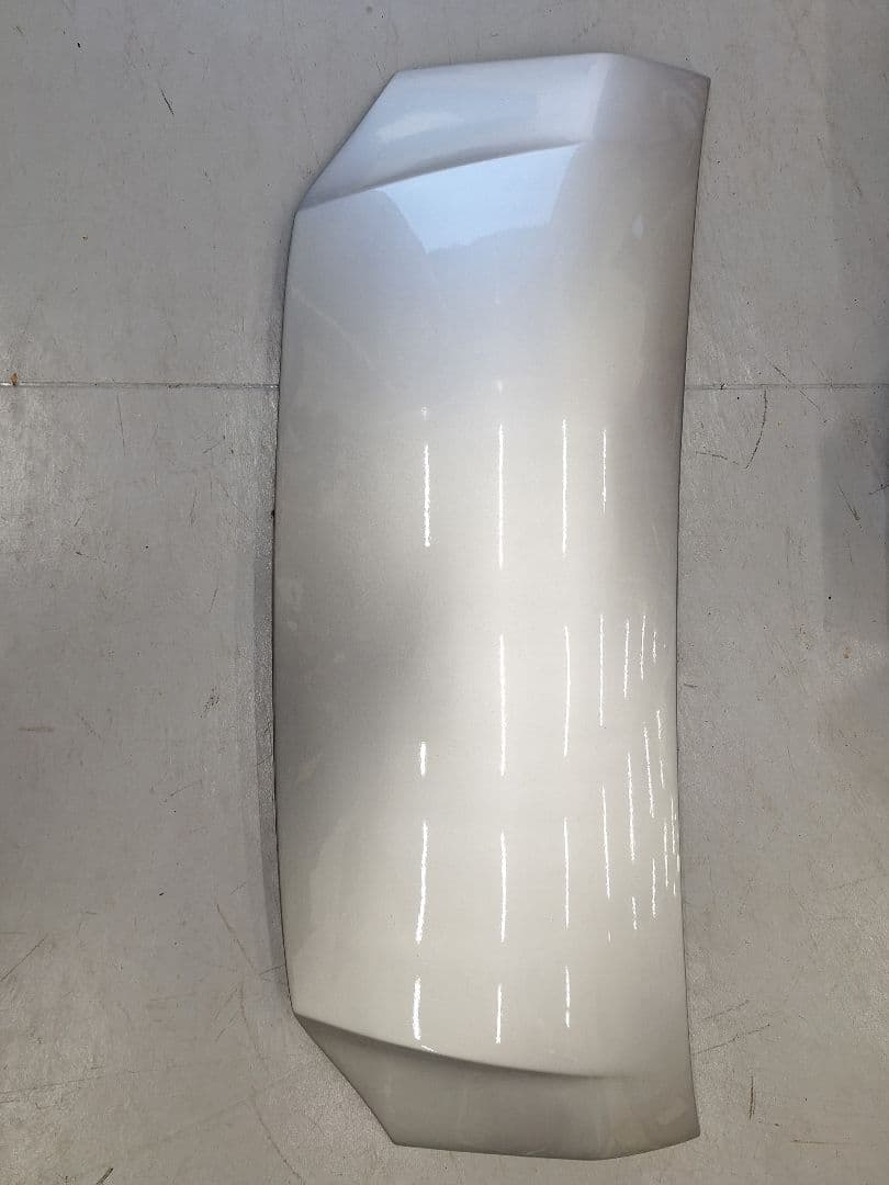 日産キャラバン　NV350　前期　バッドフェイス　ボンネットカバー