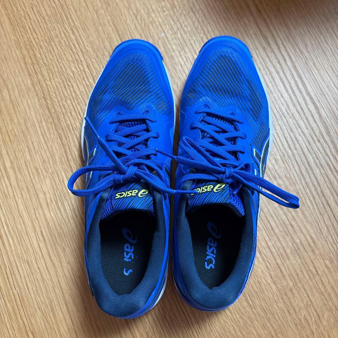 asics バレーボールシューズ 青