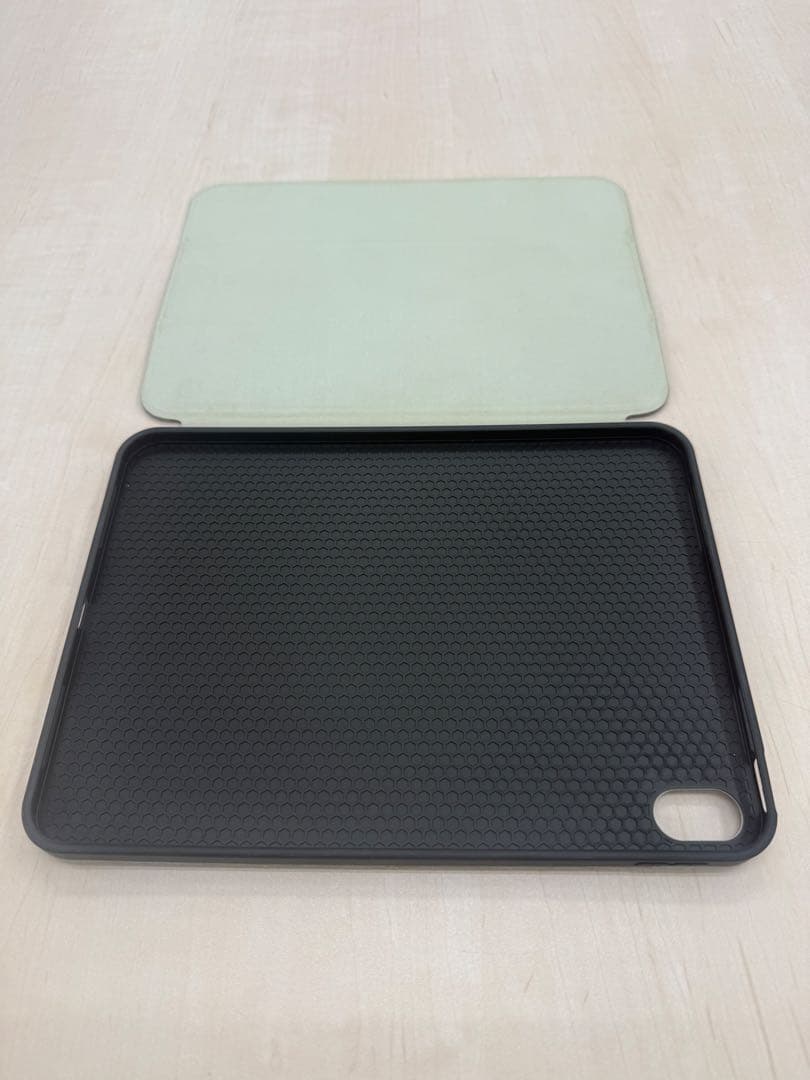 【極美品】Apple iPad 10世代256GB シルバー 本体