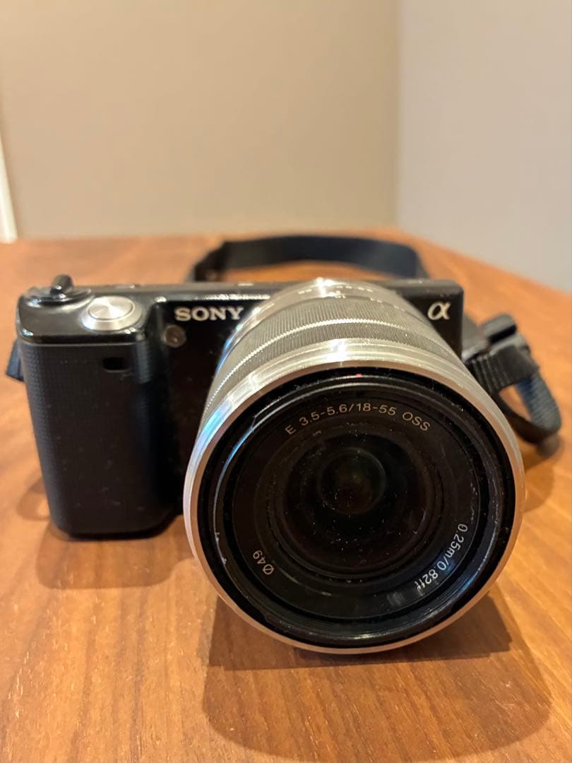 ゆ*中様 【値下げしました】ミラーレス一眼　Sony α NEX-5 デジカメ