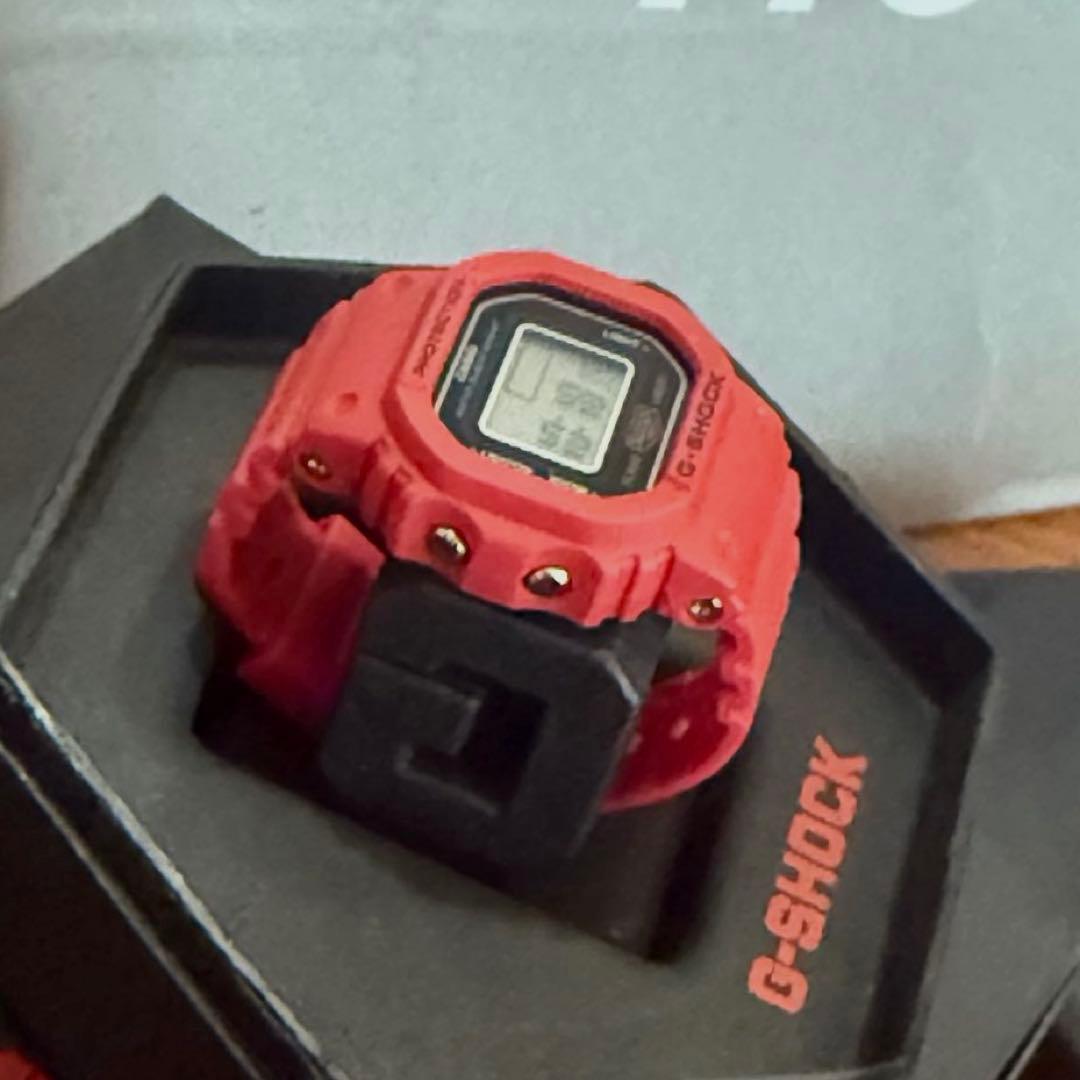新年値下げ！！CASIO G-SHOCK NANO DWN-5600-4JR