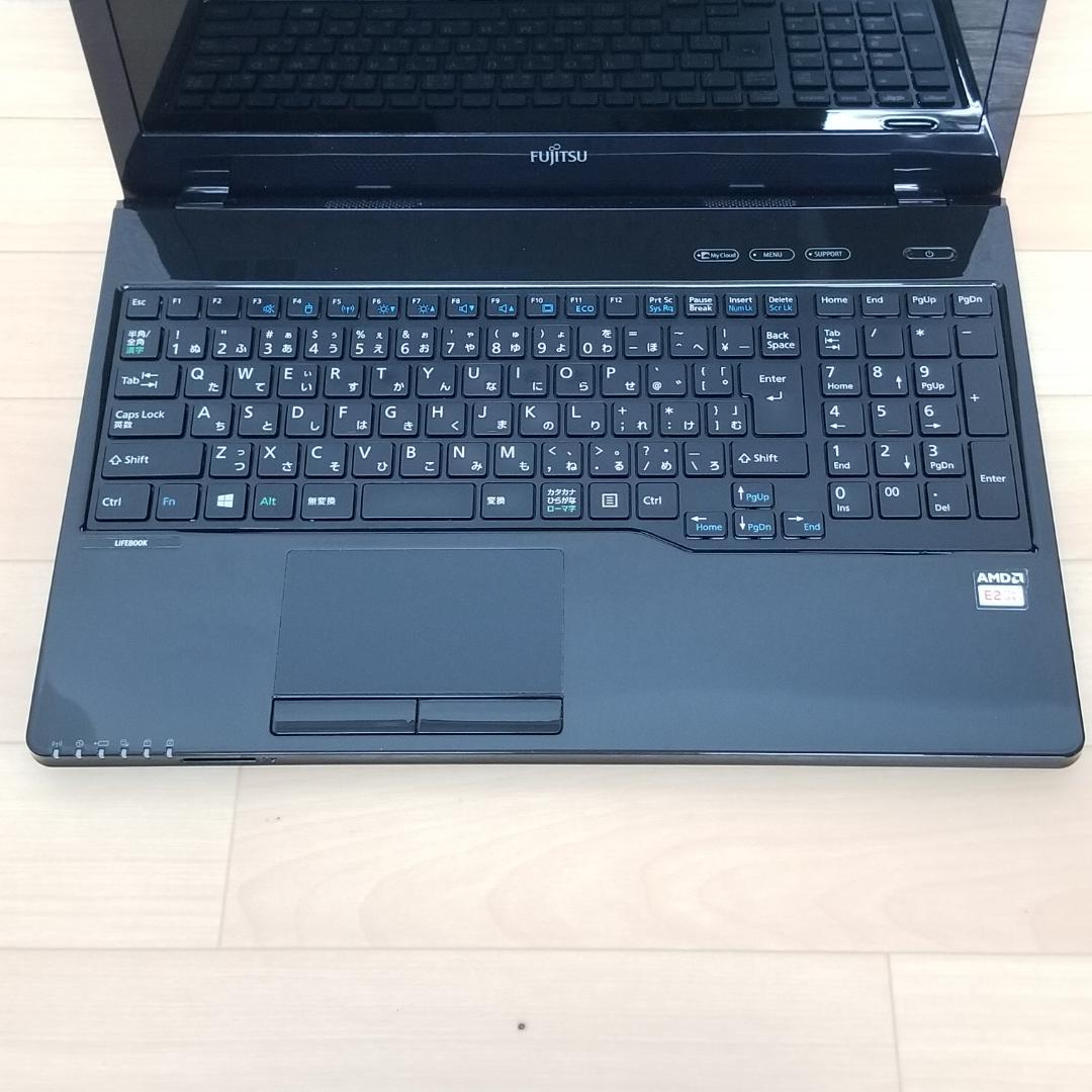 期間限定 新品SSD Win11 DVD再生可 ノートPC 富士通(E0606