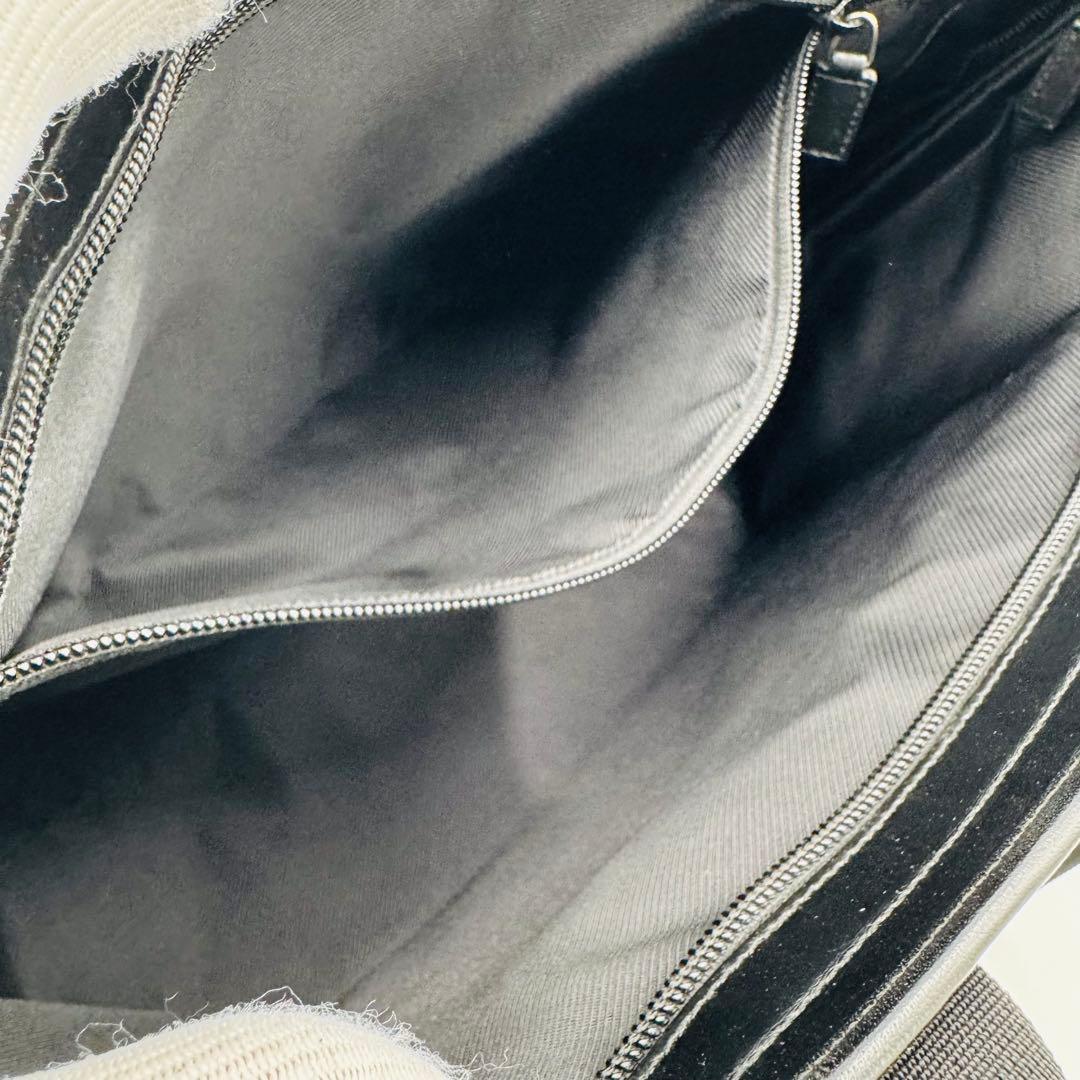 グッチ GGキャンバス レザー トートバッグ 肩掛け A4収納可能 ブラック