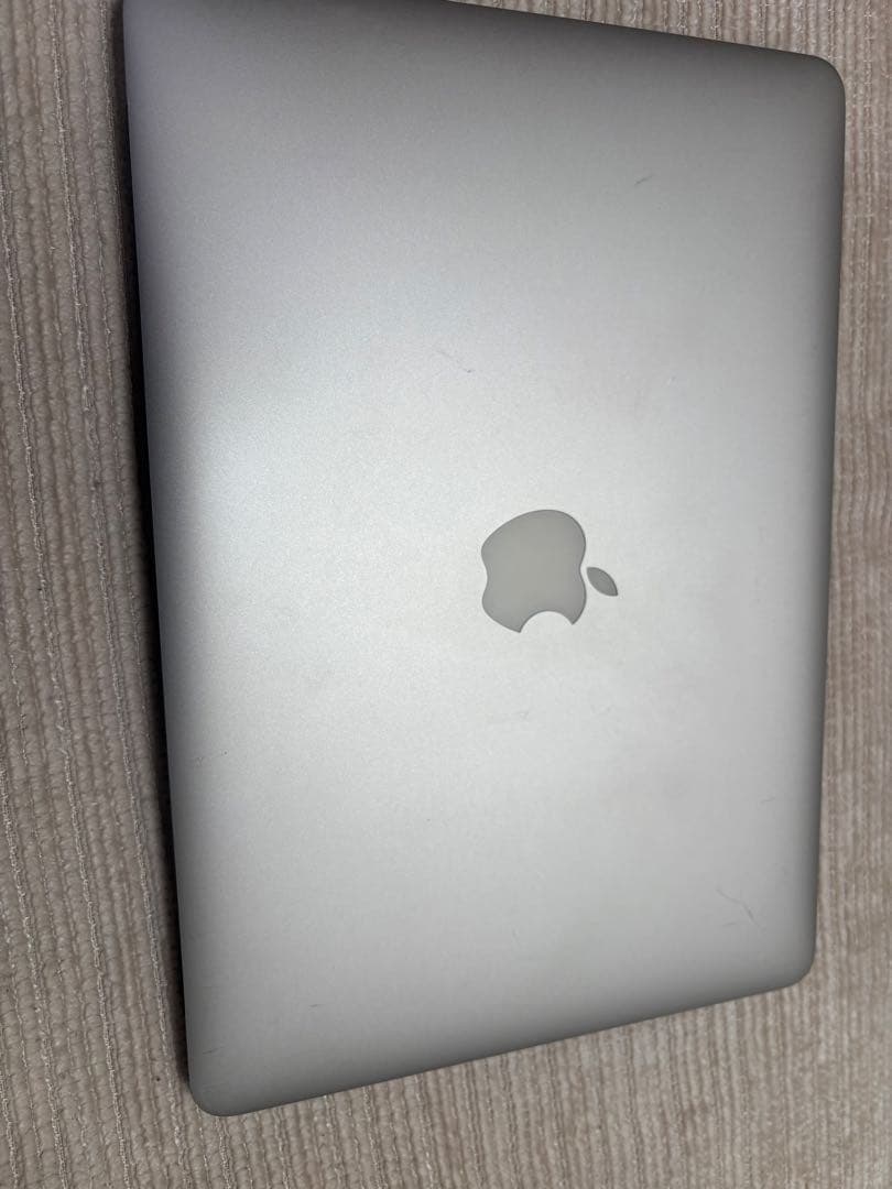 Apple MacBook Air シルバー 充電器付き
