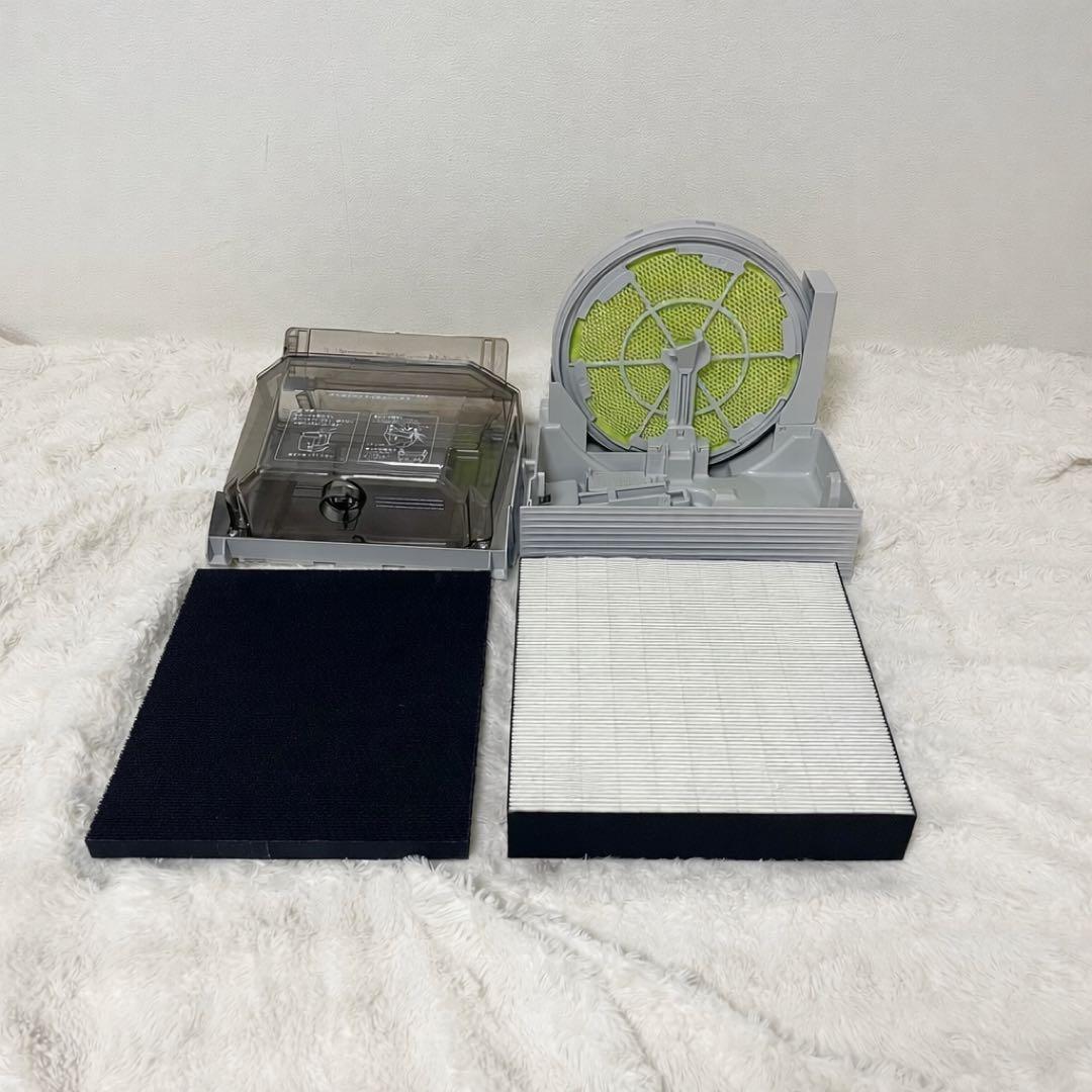 【極美品】DAIKIN ストリーマ 加湿空気清浄機 MCK70YKS-W 31畳