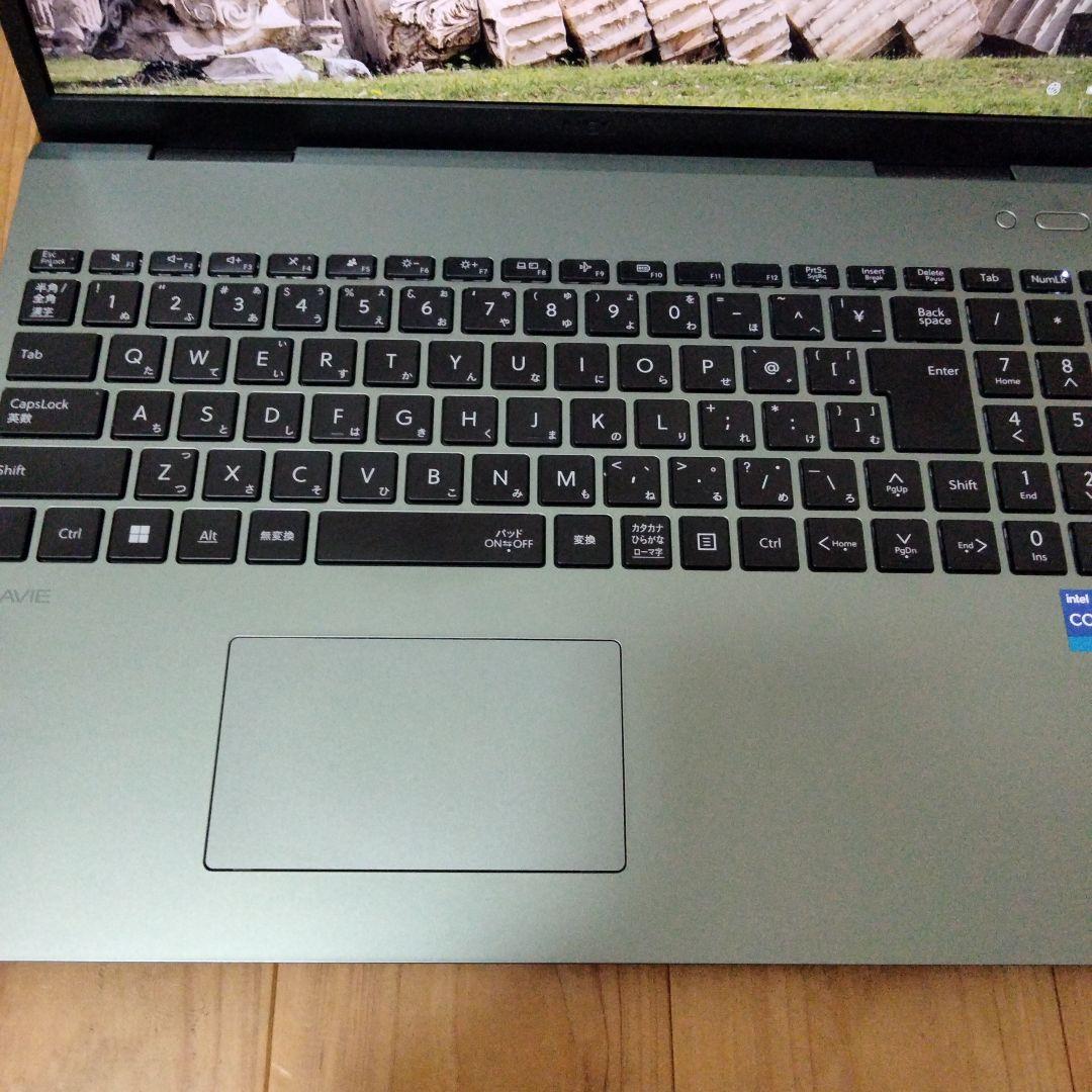 NEC　パソコン LAVIE N16 N1670/HAE PC-N1670HAE