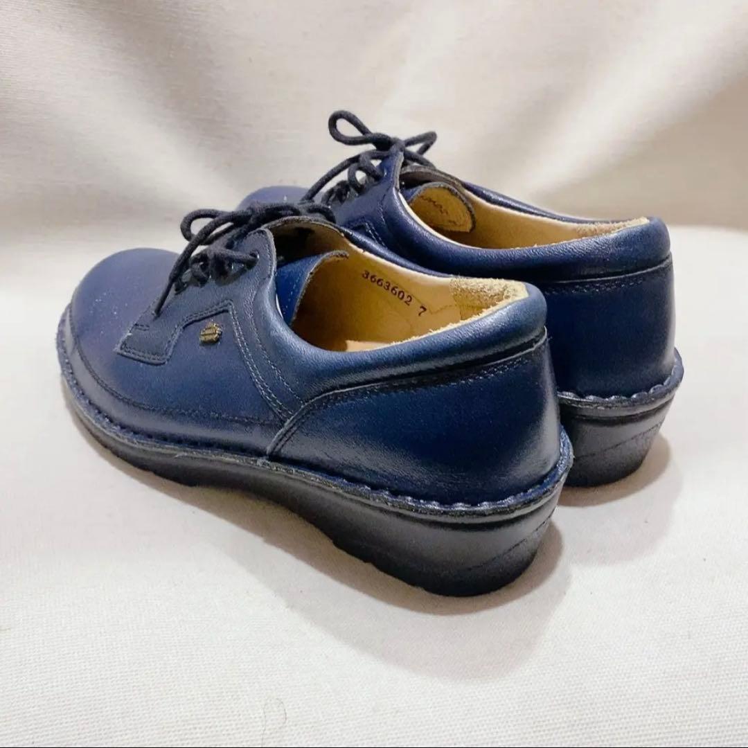 フィンコンフォート　シューズ　紺色　レザー　Finn Comfort