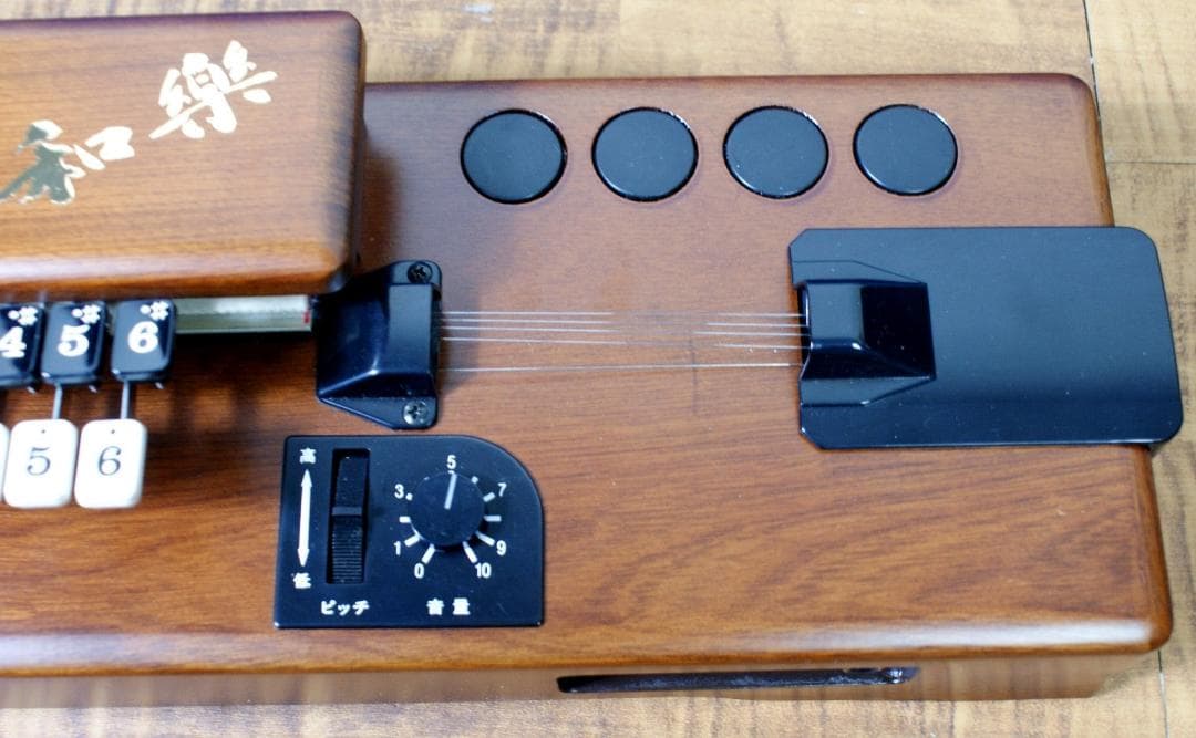 SUZUKI　和楽　TES-100　大型　電子大正琴　スズキ 琴シンセ