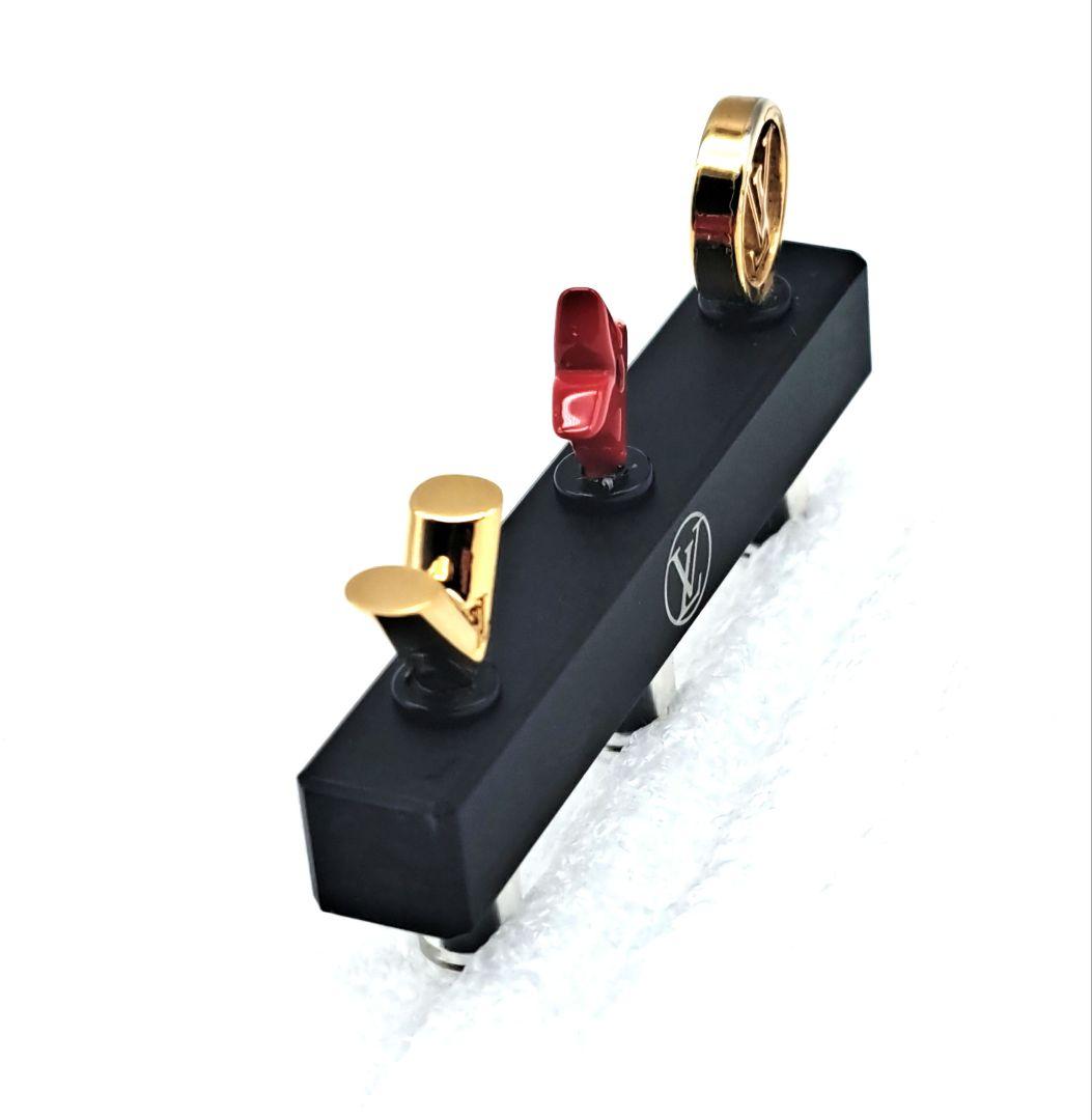 LOUIS VUITTON イヤホンジャック フォンプラグアイコニック