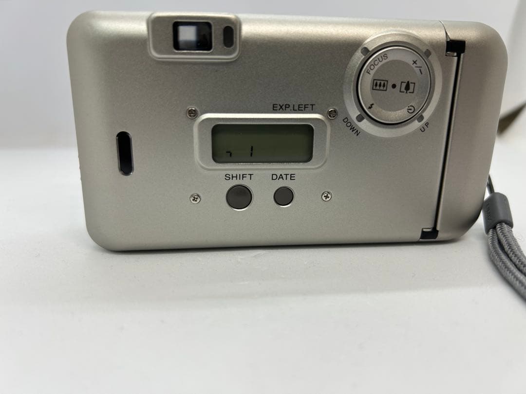 FUJIFILM tiara zoom フィルムカメラ　動作確認済