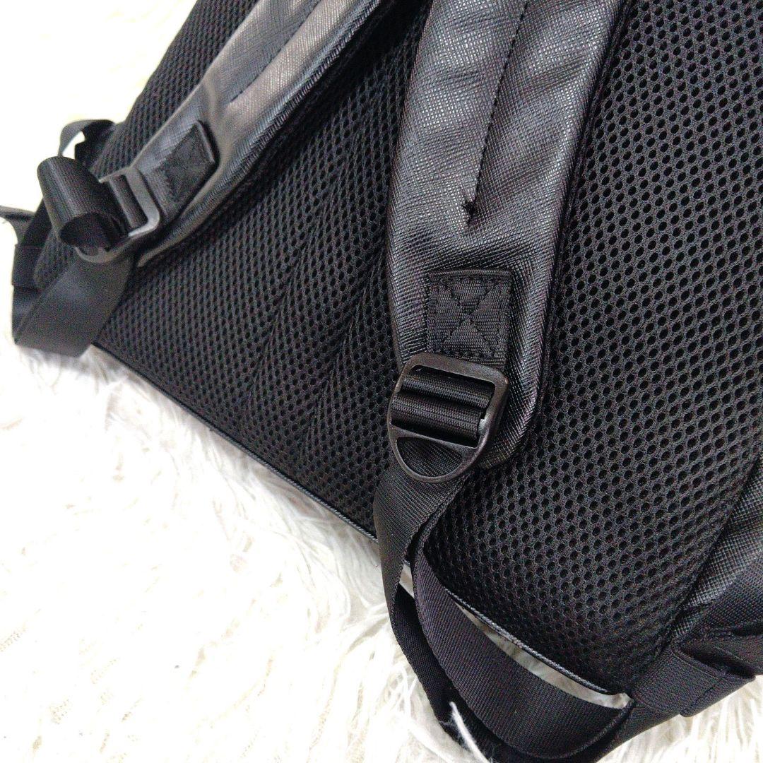 美品 ✨️ TAKEO KIKUCHI ビジネスリュック PVC 黒