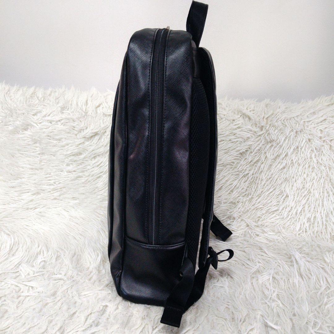 美品 ✨️ TAKEO KIKUCHI ビジネスリュック PVC 黒