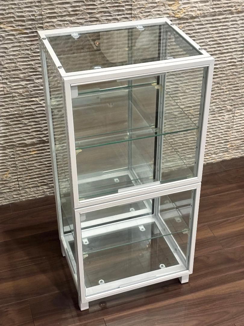 【美品】ガラス コレクションケース 白 背面ミラー 扉付き W36cm