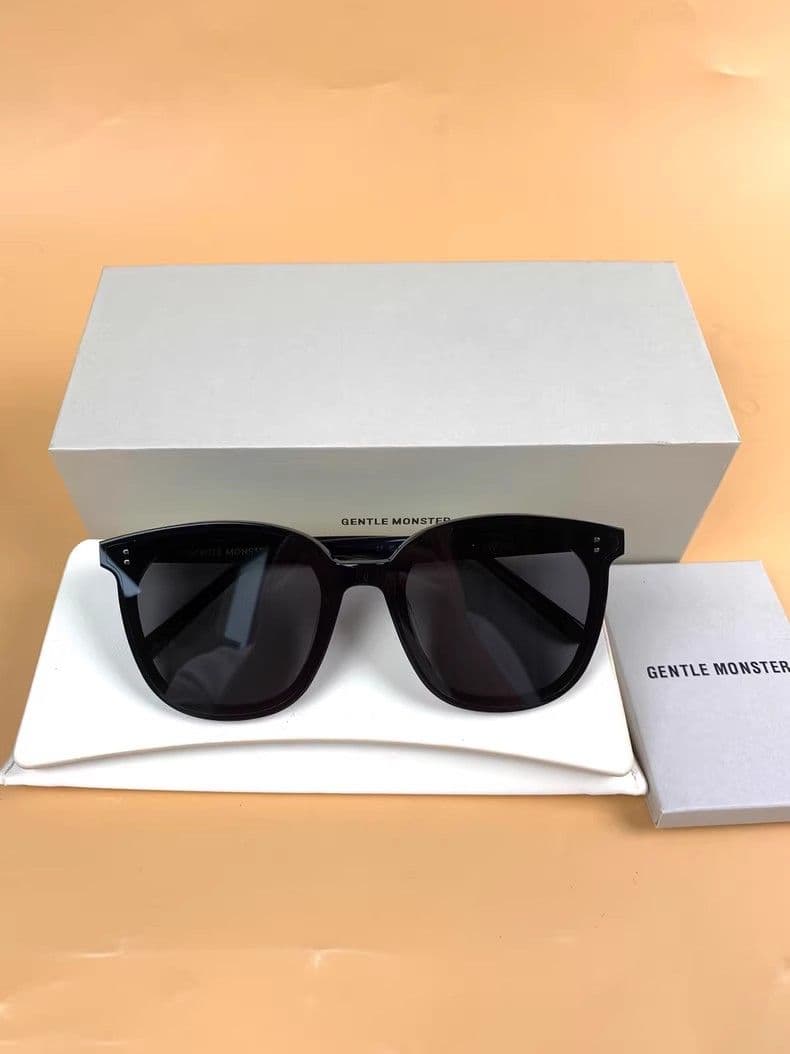 GENTLE MONSTER サングラス ブラック