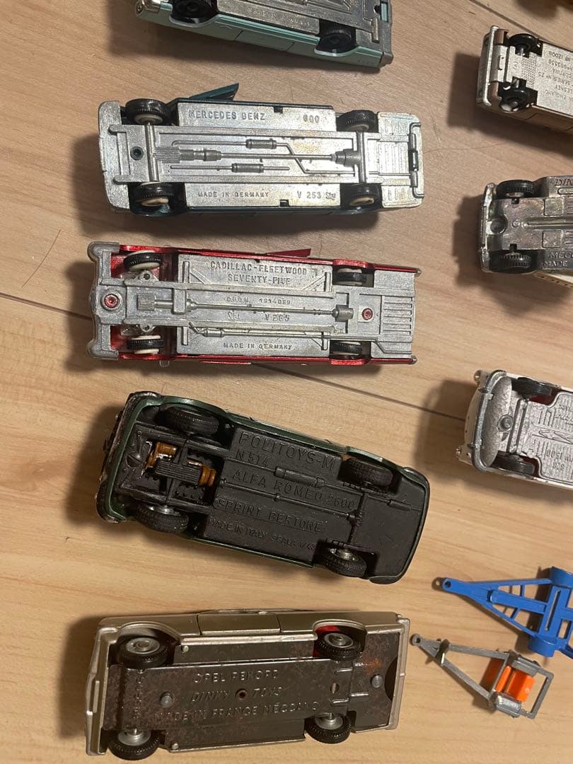 .*.様 MATCHBOX 等　ミニカーセット売り